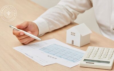 Gastos e impuestos al comprar o vender un terreno 2025